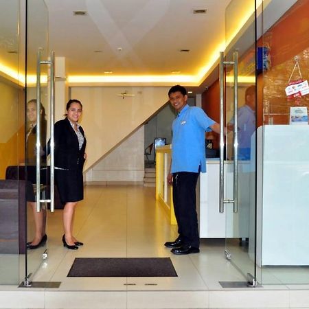 Hostellery Manila Eksteriør bilde