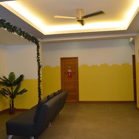Hostellery Manila Eksteriør bilde