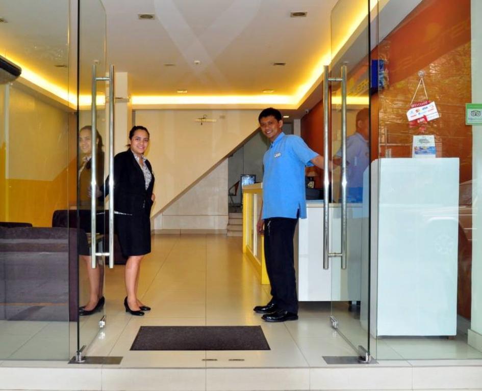 Hostellery Manila Eksteriør bilde