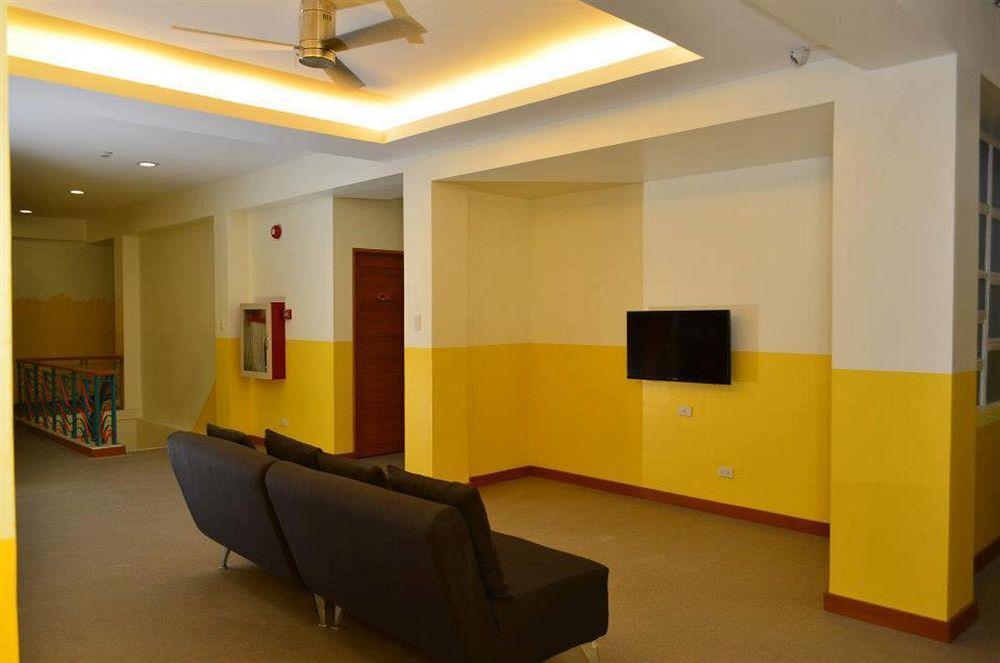Hostellery Manila Eksteriør bilde